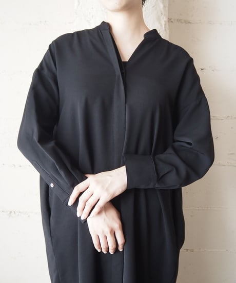 BARNEYS NEWYORK Open Collar Dress BK