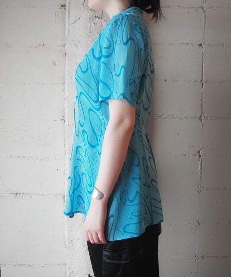 Swirl Print Short Sleeve Tie Back Blouse BL