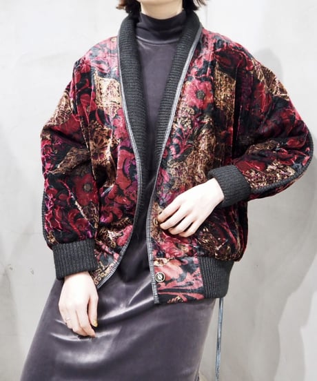 Flower Pattern Velour Short Jacket BKRE