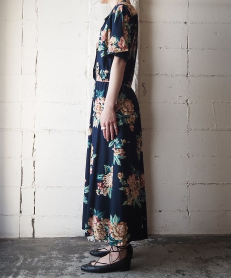 Flower Pattern Open Collar Dress NV