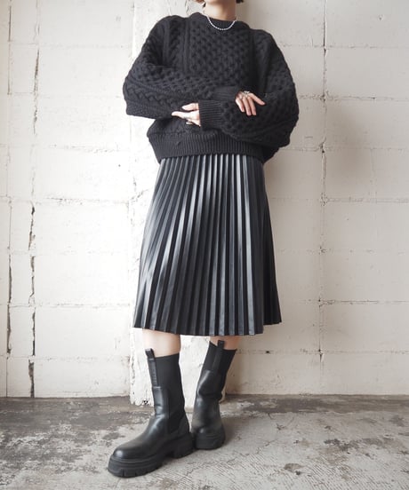 Cropped Piece Dyeing Fisherman Knit BK