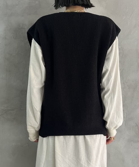 Vneck Knit Vest BK