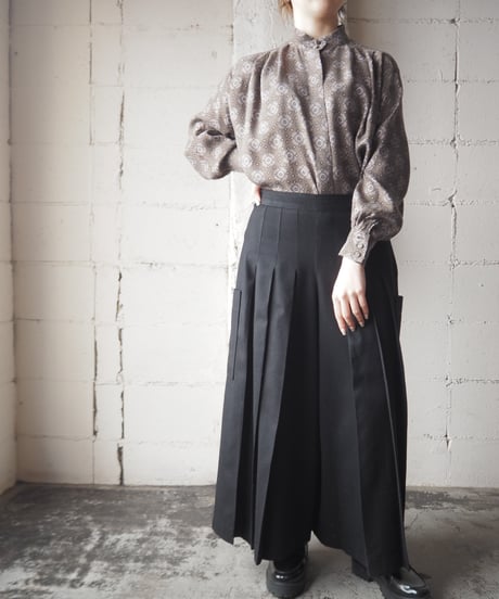 Wide Pleats Gaucho Pants BK