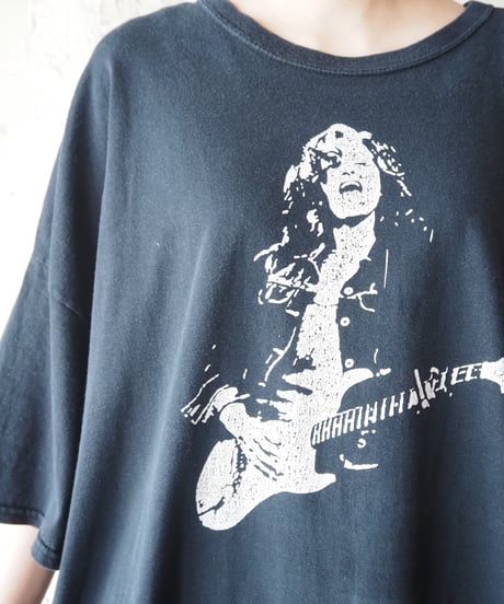 Guiterist Big Tee BK