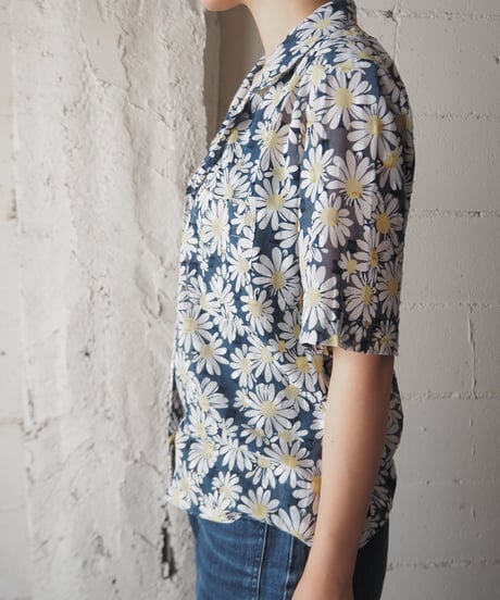 Open Collar Flower Pattern Shirt NVWHYE