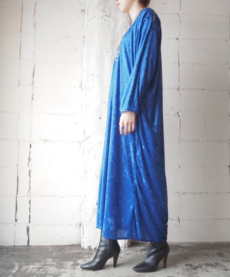 Embroidery Velour Dress BLBK
