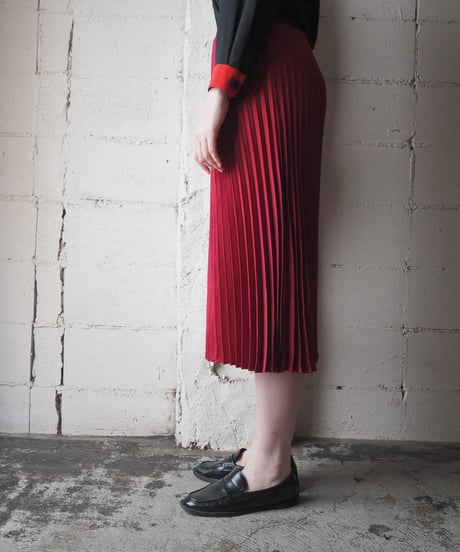 Accordion Pleats Satin Easy Skirt RE