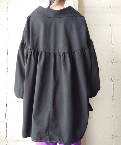 Volume Sleeve Open Collar Shirt BK