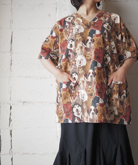 Dog Pattern Vneck Pullover Shirt BR