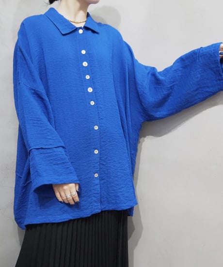 Wide Silhouette Design Blouse BL