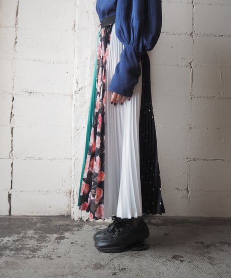 MSGM Crazy Pattern Pleated Skirt BK GR BL