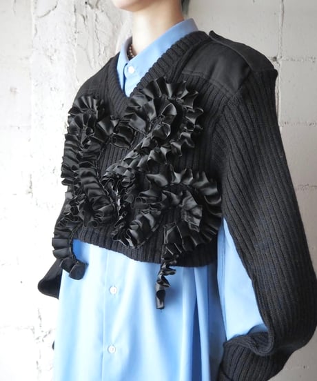 Remake Frill Command Sweater BK