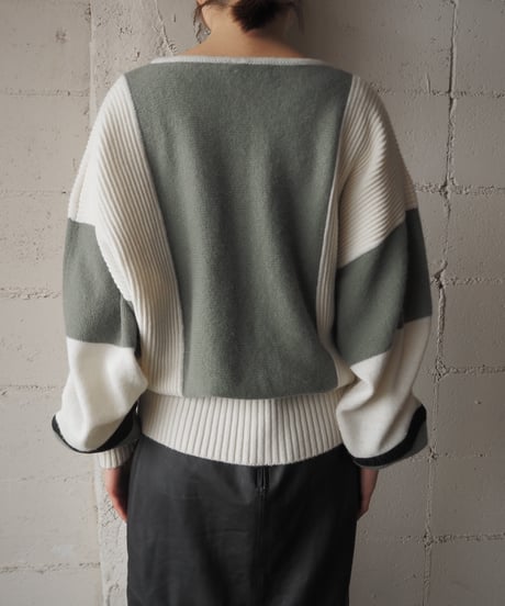 VANESSA  Tricollar Dolman Sleeve Knit WHGNBK