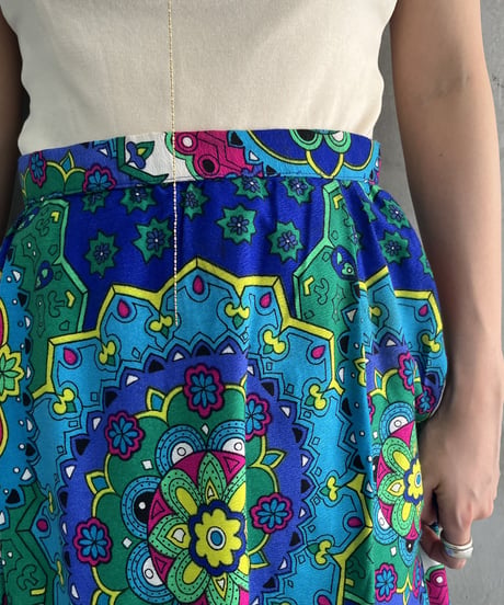 Psychedelic Pattern Long Skirt BLGN