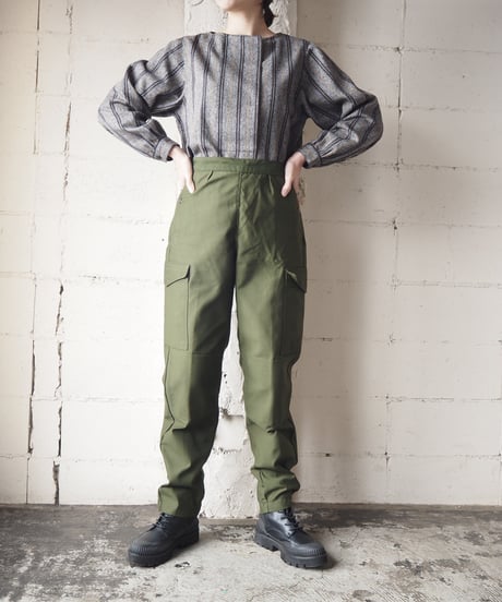 Collarless Stripe Blouse GRBK