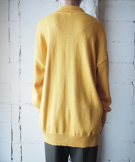 Many Button Collar Knit YE