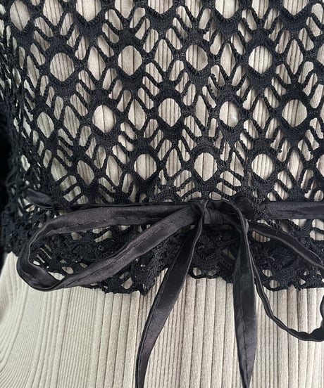 Mesh Cuff Flared Blouse BK