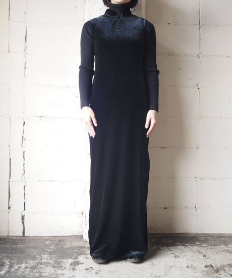 Peekaboo China Sleeveless Velour Dress BK