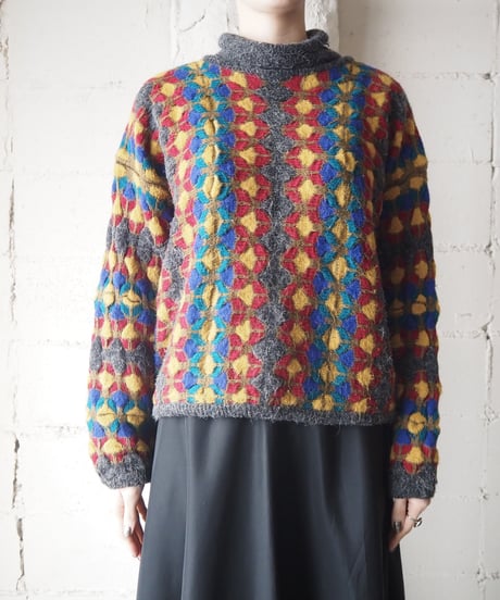 Colorful Pattern High Neck Knit GRYE