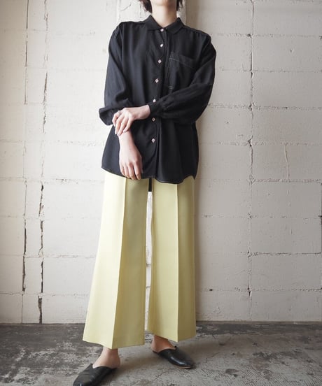White Stitch Rib Collar Shirt BK