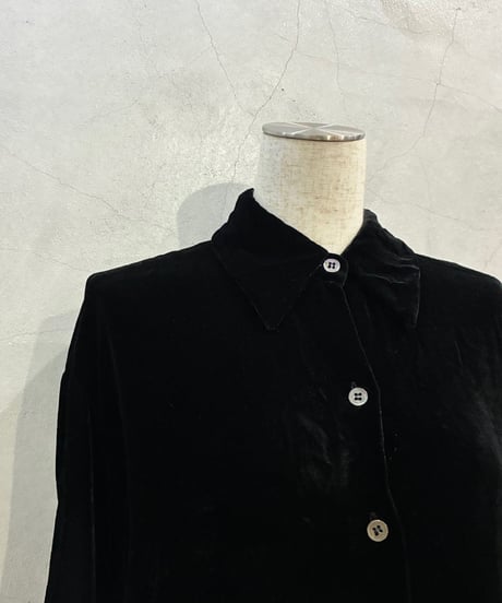 Shell Button Velour Shirt BK