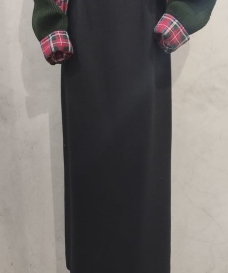 Back Slit Long Skirt BK