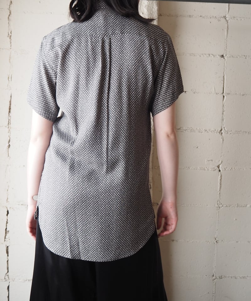 PERRY ELLIS Fine Dot Pattern Short Sleeve Shirt