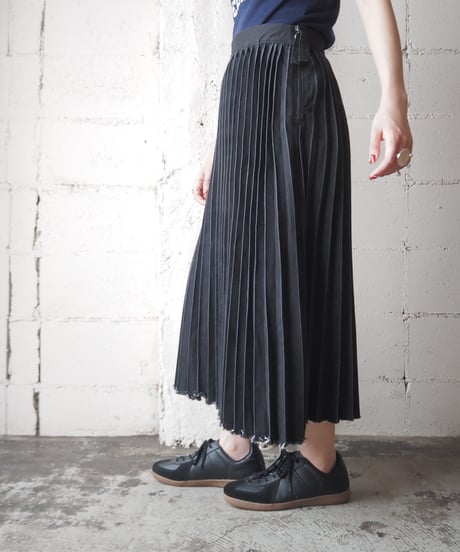 Pleated Denim Skirt BK