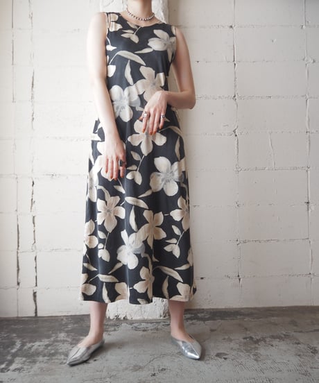 Flower Pattern Sleeveless Dress BKIV