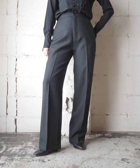 Center Press Straight Pants BK