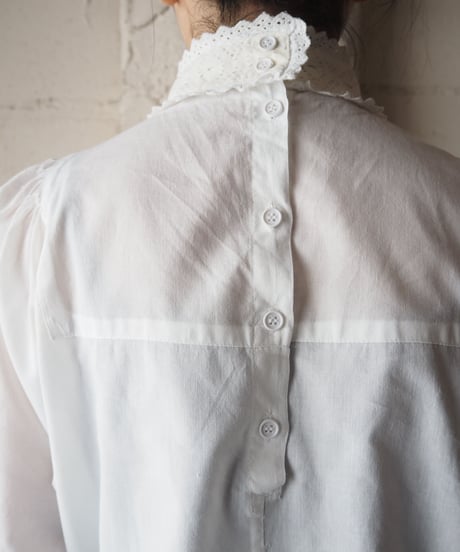 1970's Lace Bosom Stand Collar Blouse WH