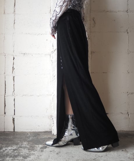 Side Slit Velour Easy Skirt BK