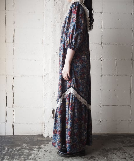 1970's Lace × Flower Pattern Dress　BLBUR