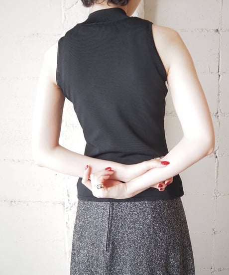 No Sleeve Stand Neck Tops BK