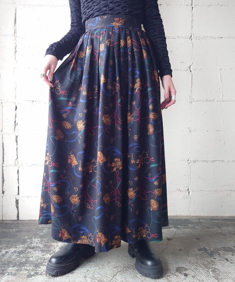Belt Pattern Flared Skirt NV