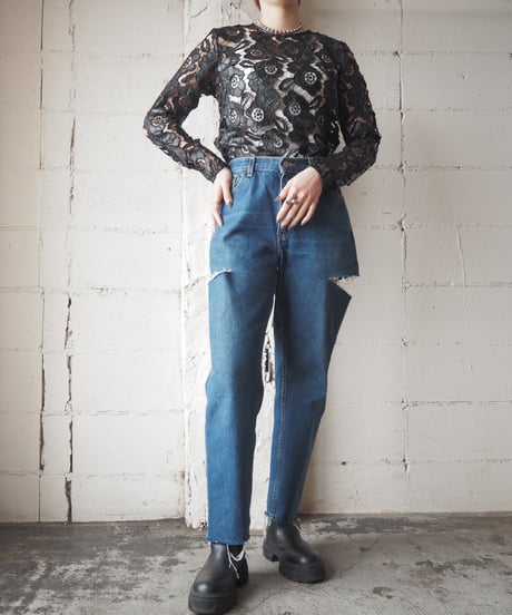 Flower Cutwork Leather Pullover BK