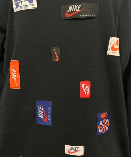 NIKE Many Tags Long Sleeve Tee BK