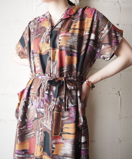 Open Collar Pattern Dress
