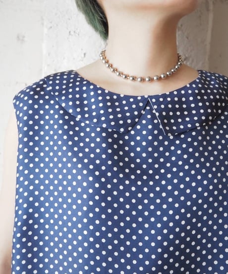 Dot Pattern Sleeveless Blouse NVWH