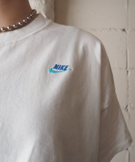 NIKE One Point Logo Tee WH