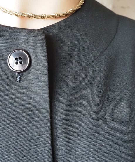 Collarless  Long  Jacket BK