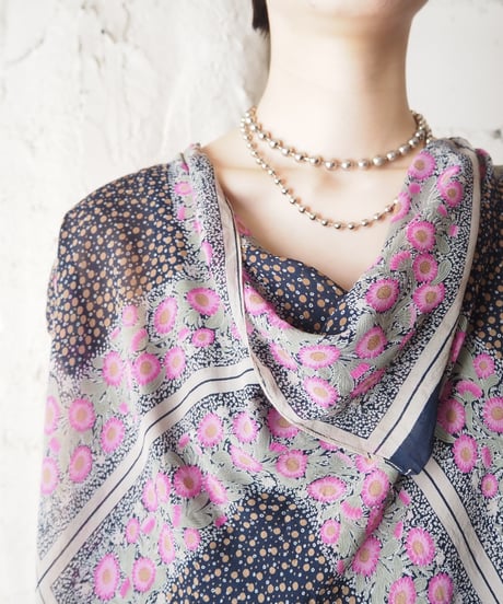 Drape Collar Sleeveless Scarf Blouse BK PI