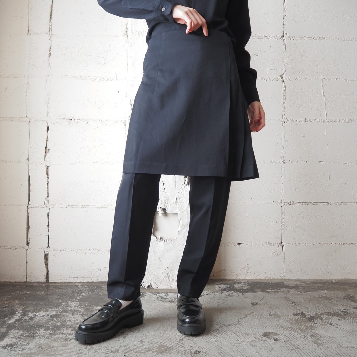 【COMME des GARCONS】 スカートレイヤースラックス　X596 COMME des GARCONS】 スカートレイヤースラックス X596