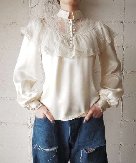GUNNIES Frill Lace Design Blouse IV