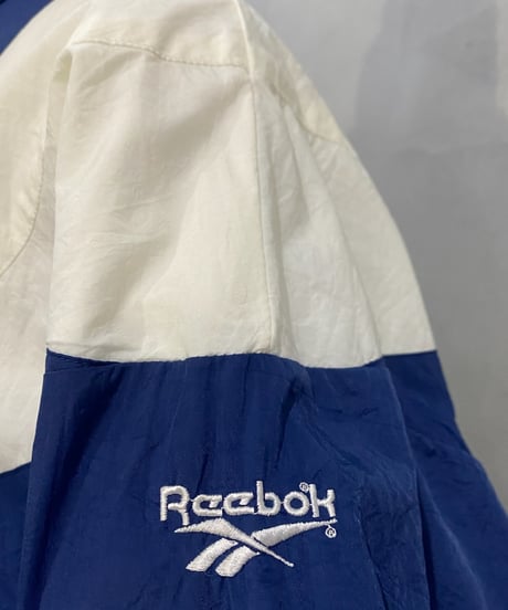 Reebok Wave Design Nylon Jacket NV WH