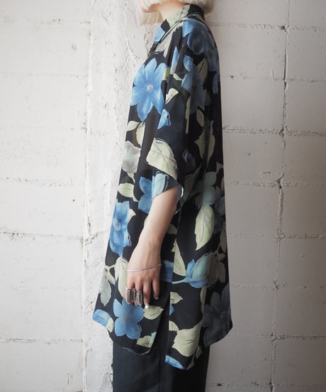 Flower Pattern Sheer Shirt NVGNBL