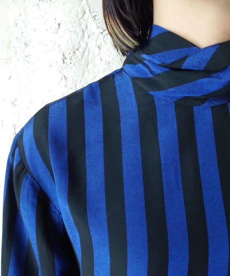 Turnover Collar Stripe Blouse BLBK