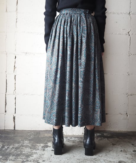 Paisley Pattern Tuck Flared Skirt GR
