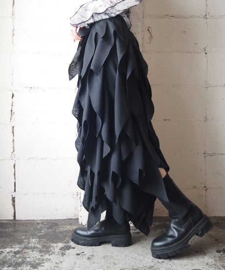 Zigzag Ruffled Tiered Skirt BK