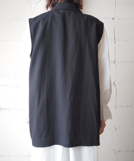 Tailored Vest BK
